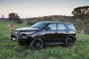 Toyota Fortuner GX (AN160) (AU) '2015